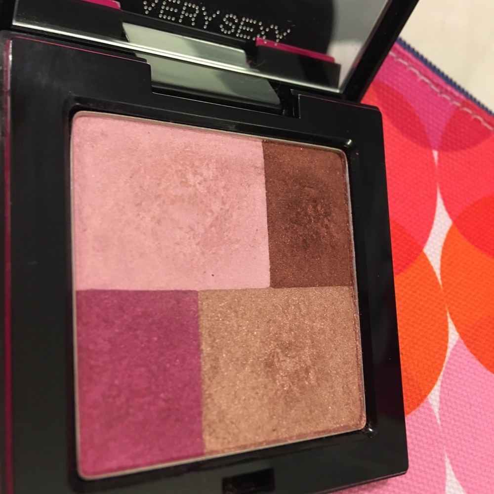 Victoria’s Secret Very Sexy Mosaic Eyeshadow